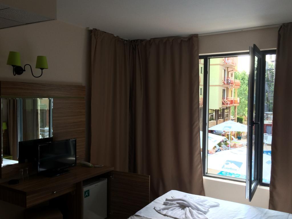 Tm Deluxe Hotel Солнечный берег Экстерьер фото