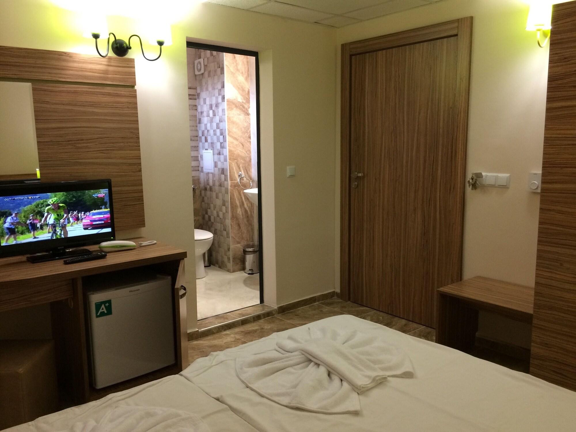 Tm Deluxe Hotel Солнечный берег Экстерьер фото