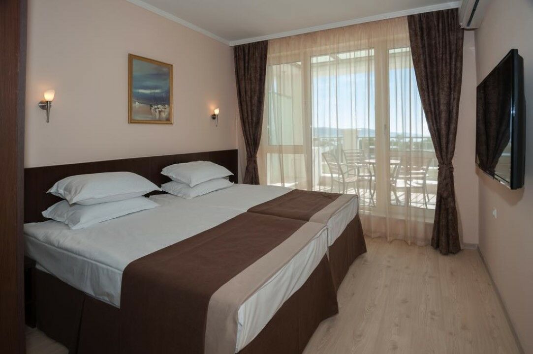 Tm Deluxe Hotel Солнечный берег Экстерьер фото